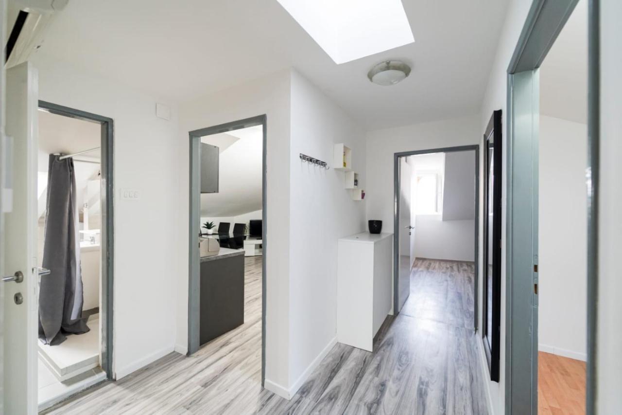 City Center Mayess Aparment Задар Екстер'єр фото